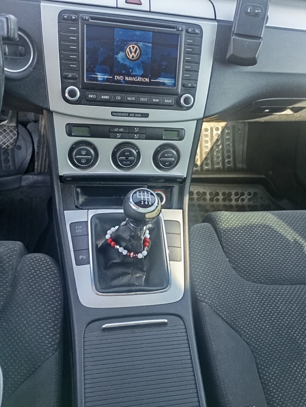 VW Passat 2.0 TDI thumb 5