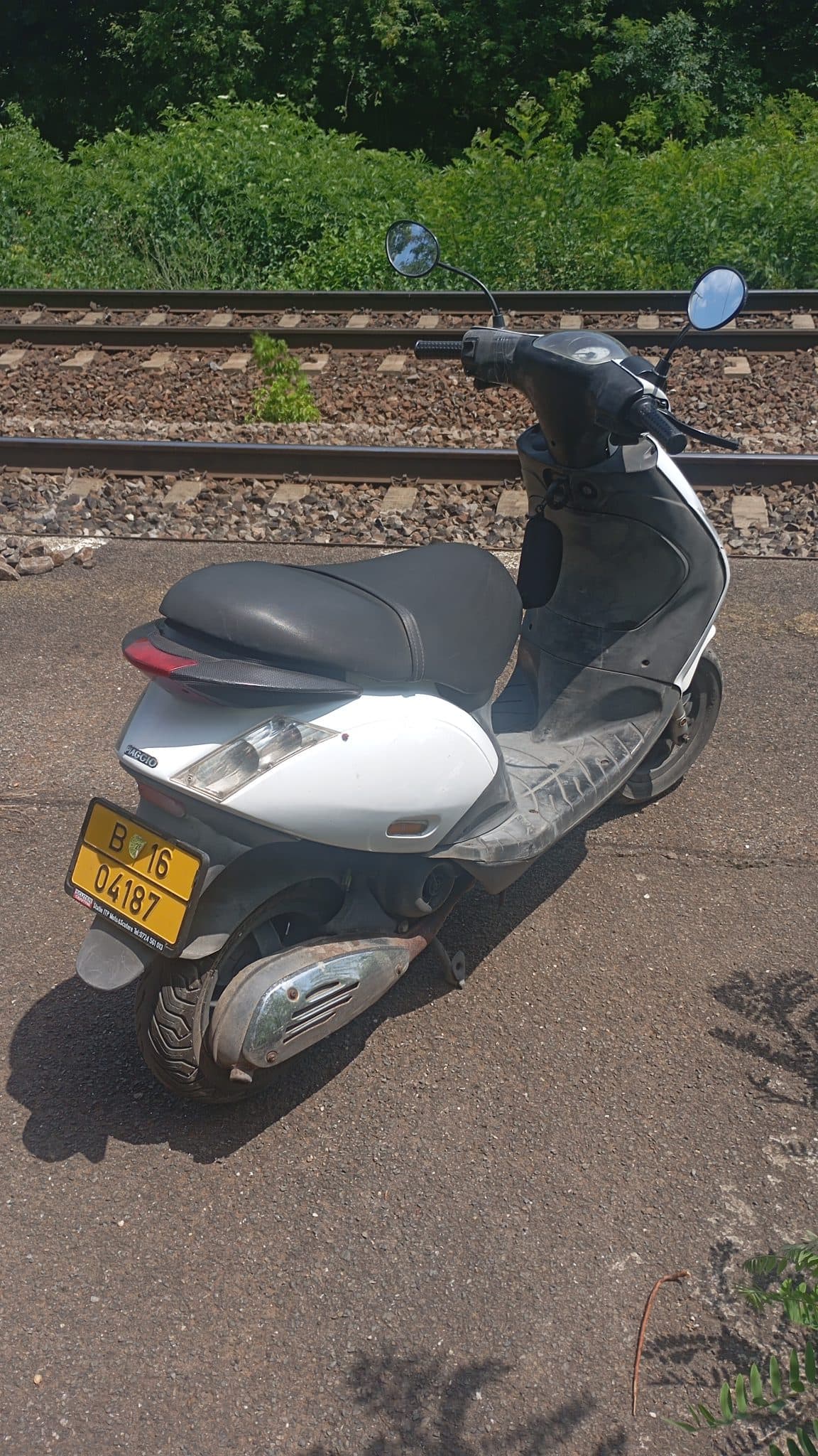 Scuter Piaggio zipp thumb 2