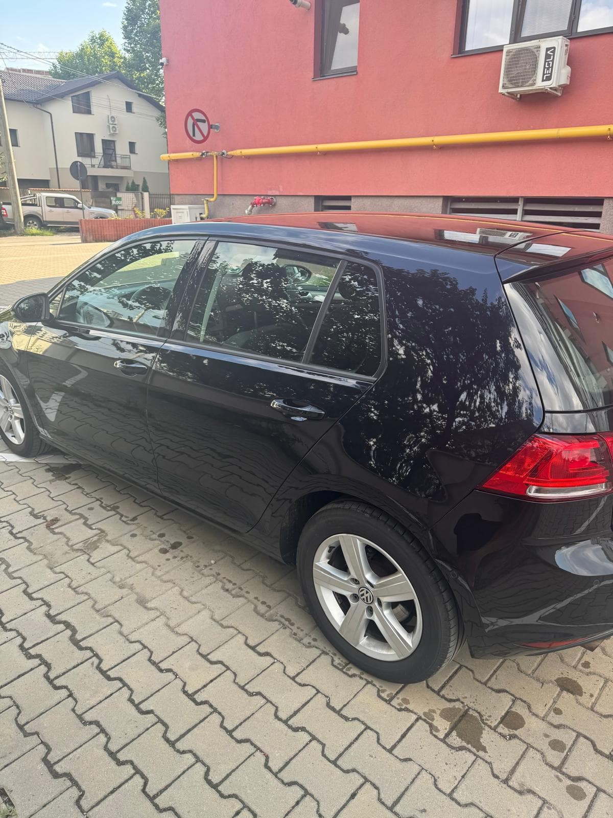 VW Golf 7 1.6 TDI thumb 3