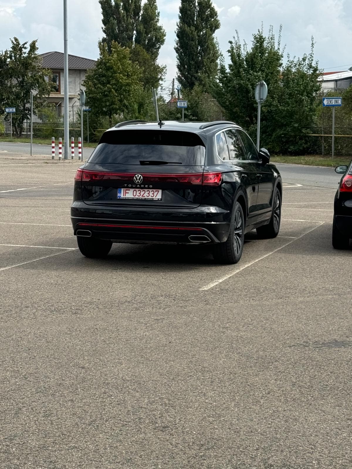 Volkswagen Touareg 2024 231 CP 25.025 km thumb 3