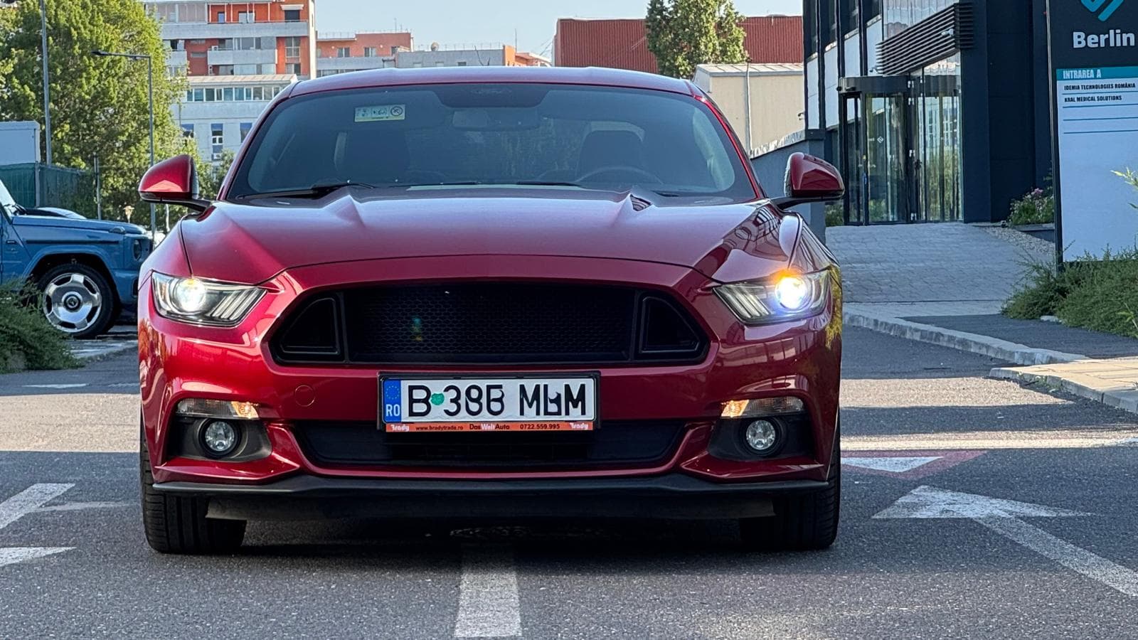 Ford Mustang - 1