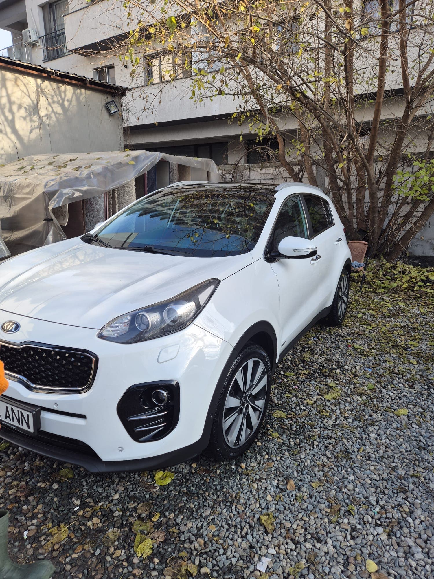 Kia Sportage 1.7 Diesel 2016 thumb 2