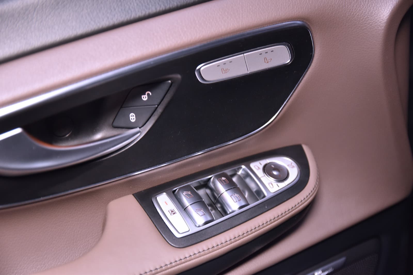 MERCEDES BENZ V 300 D - 14