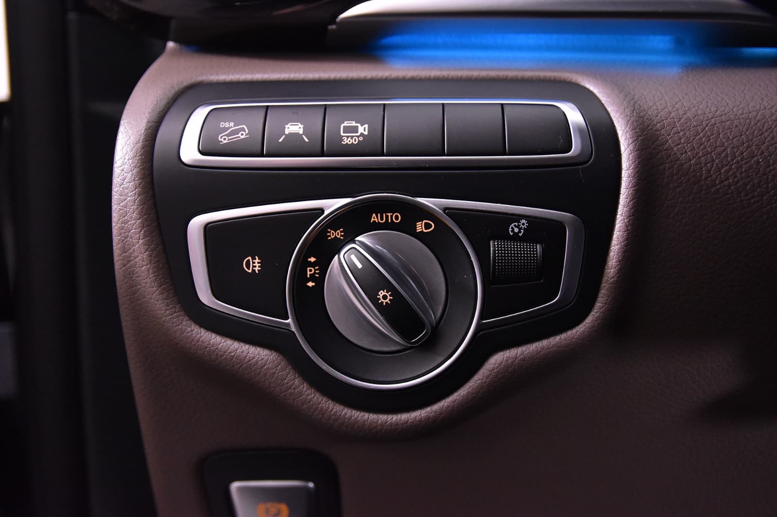 MERCEDES BENZ V 300 D - 15