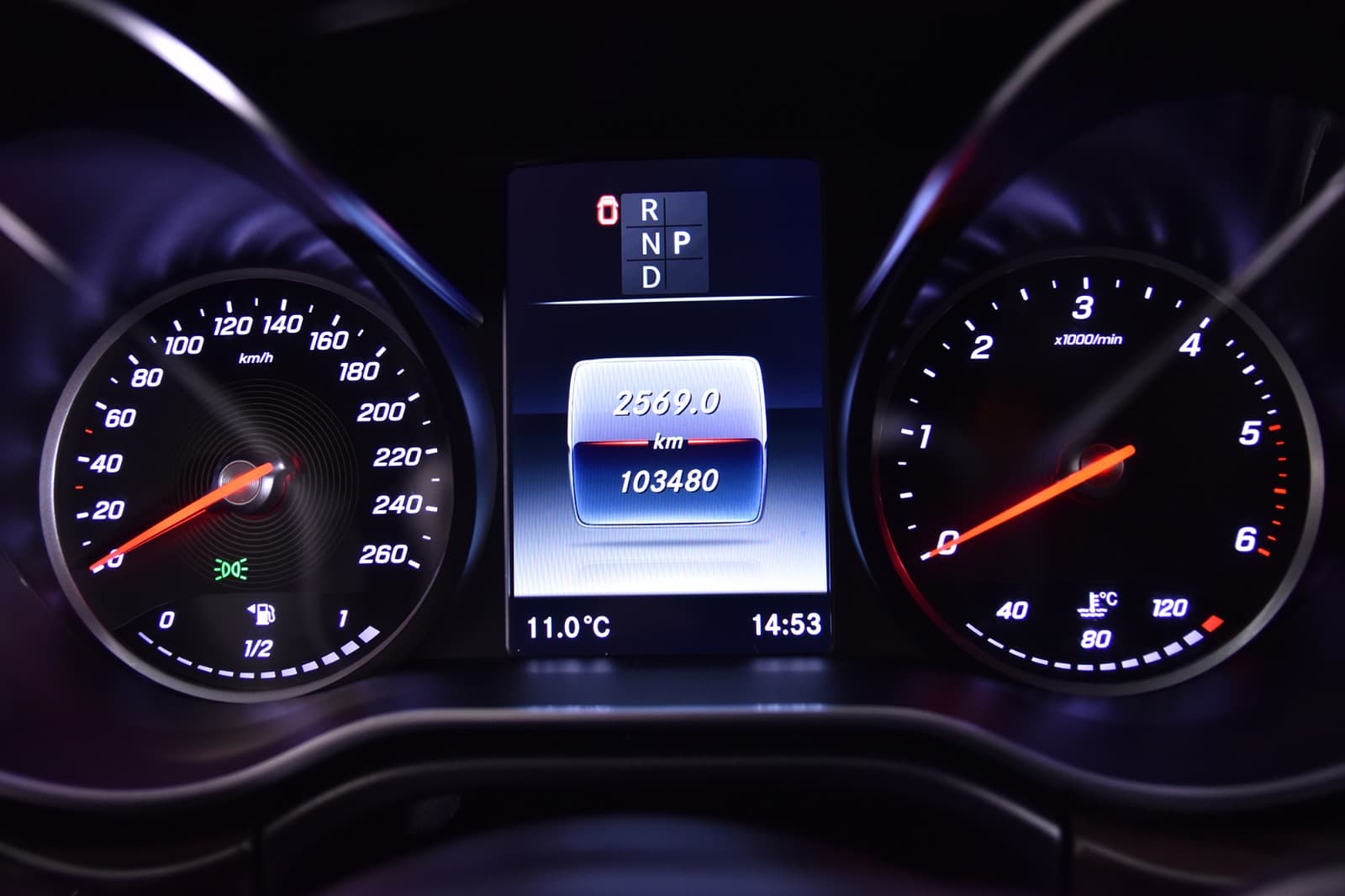 MERCEDES BENZ V 300 D - 10