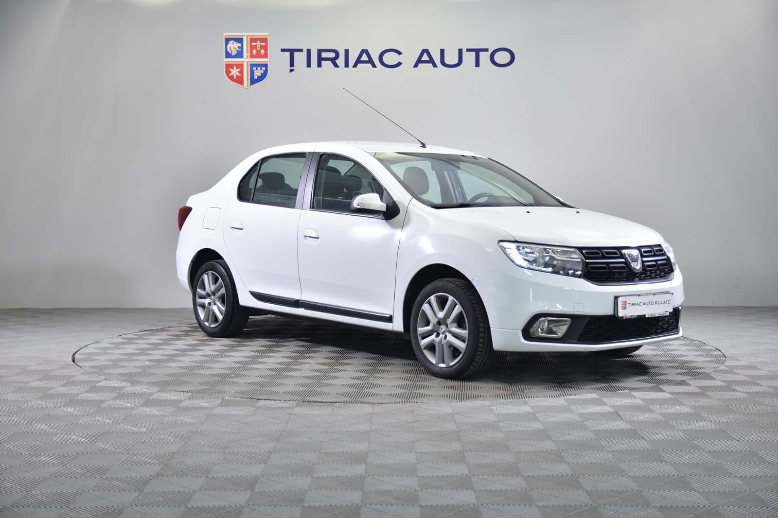 DACIA LOGAN 0.9L 2019 - 3