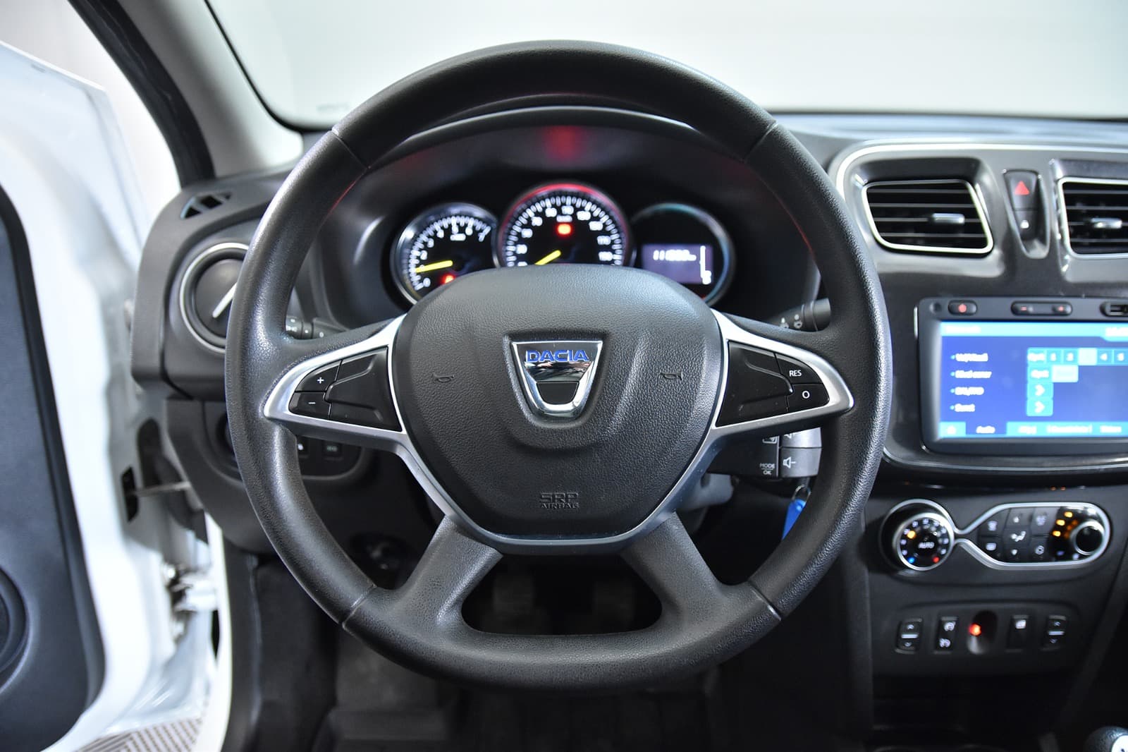 DACIA LOGAN 0.9L 2019 - 13