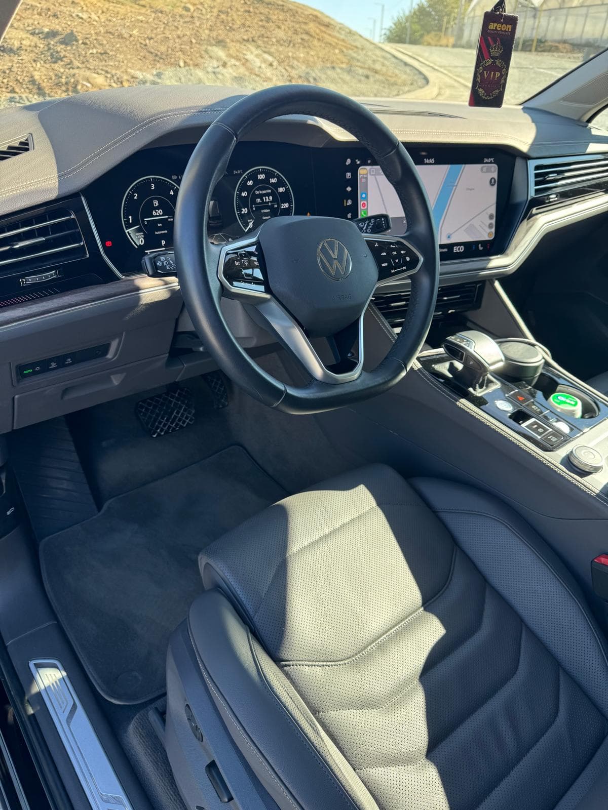VW Touareg 3.0 TDI Elegance - 2024 - 10