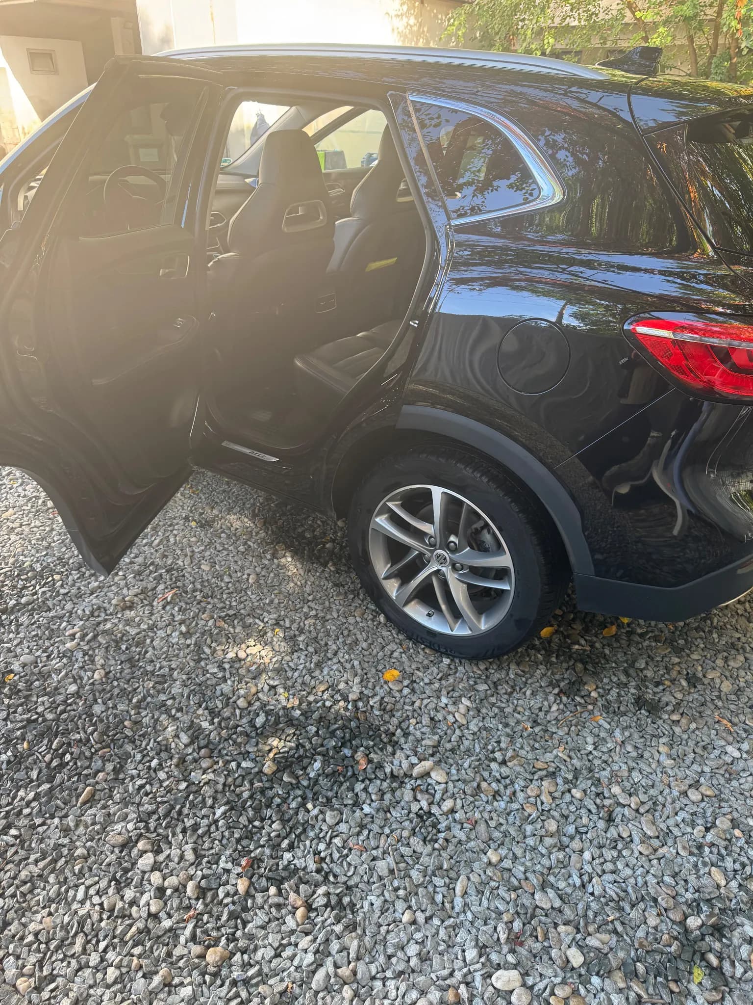 MG EHS Plug-in Hybrid 2022 - 3