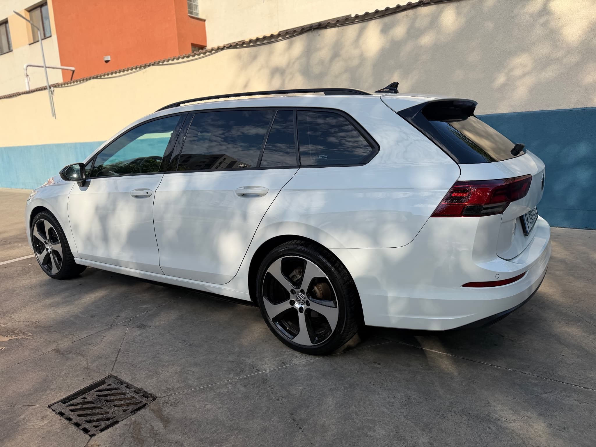 VW golf 8 etsi thumb 3