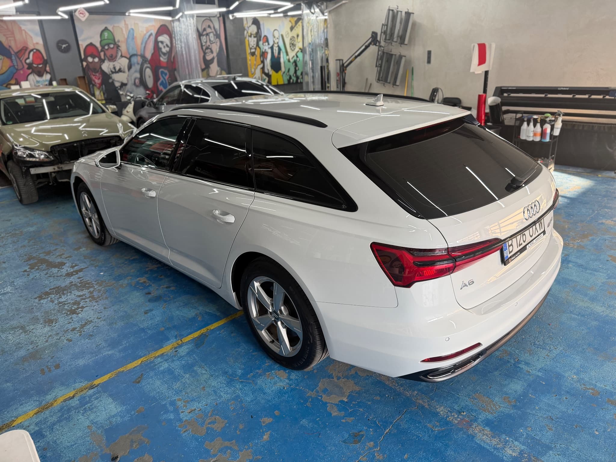 Audi a6 c8 avant thumb 2