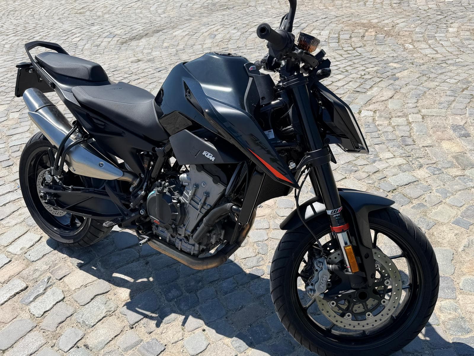 KTM Duke 890 thumb 2