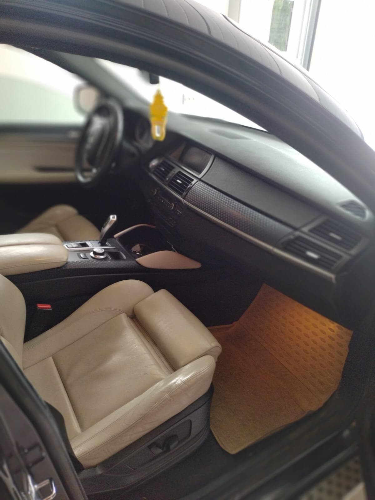 BMW x 6 thumb 4